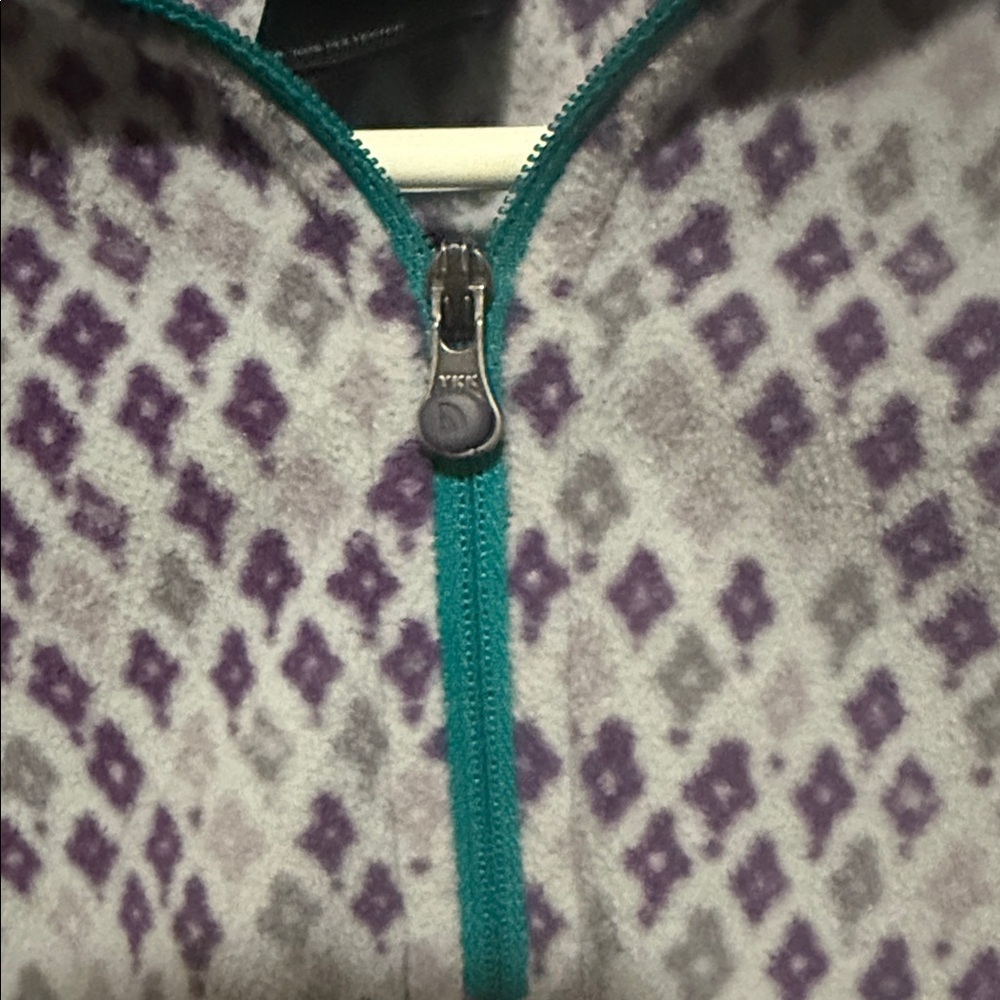 💜 **The North Face Women’s Mistyescape ¼ Zip Fleece Pullover – Medium** 💜 - Picture 3 of 8